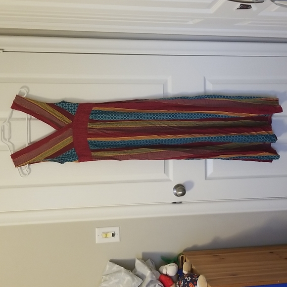 Beautiful Summer Dress - Picture 2 of 3